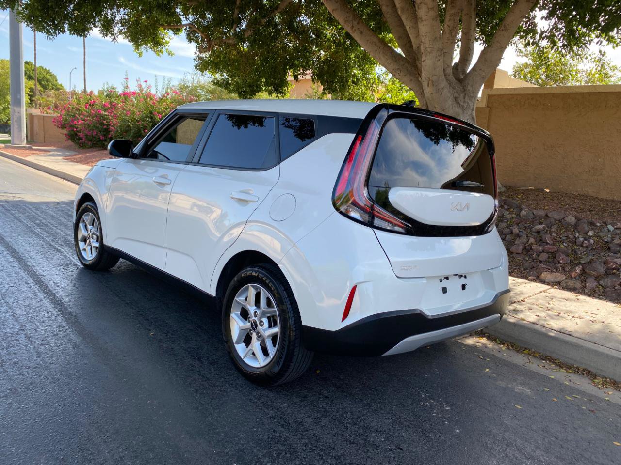 Used 2025 Kia Soul LX w/ LX Technology Package FWD image 68