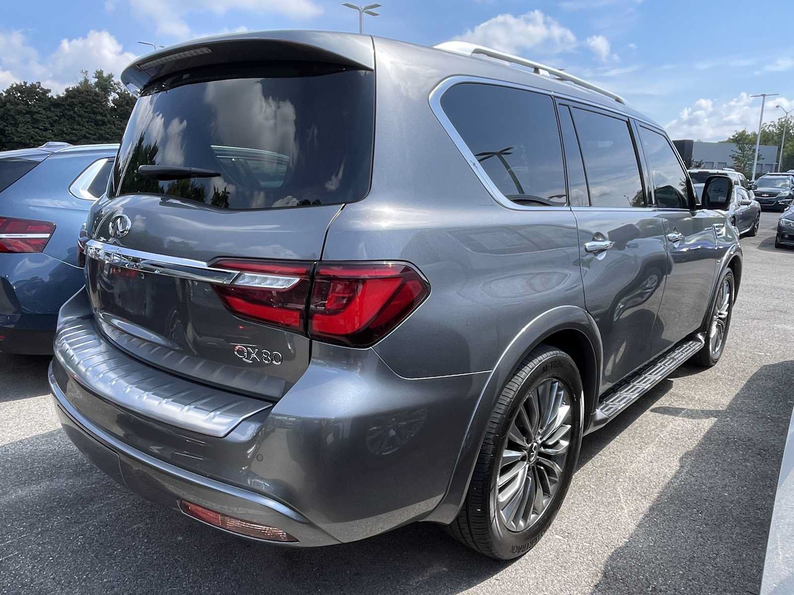 Used 2019 INFINITI QX80 Luxe w/ 22" Wheel Package AWD/4WD image 6