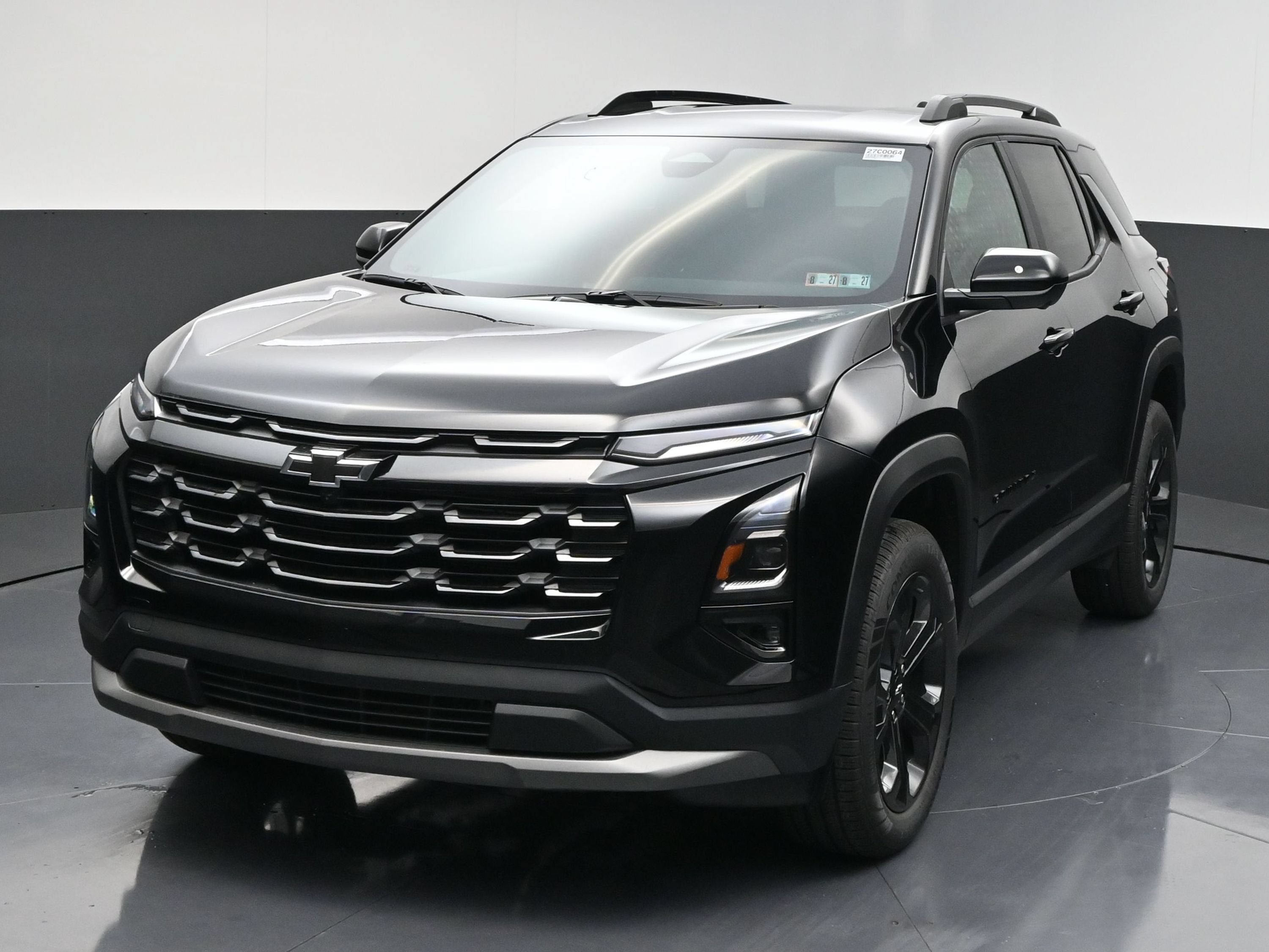 New 2027 Chevrolet Equinox LT w/ Convenience Package II FWD image 4