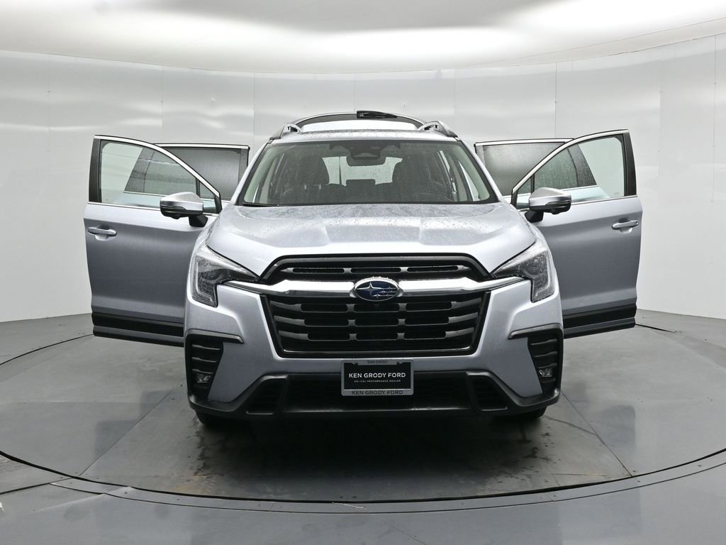 Used 2023 Subaru Ascent Limited w/ Technology Package AWD/4WD image 33