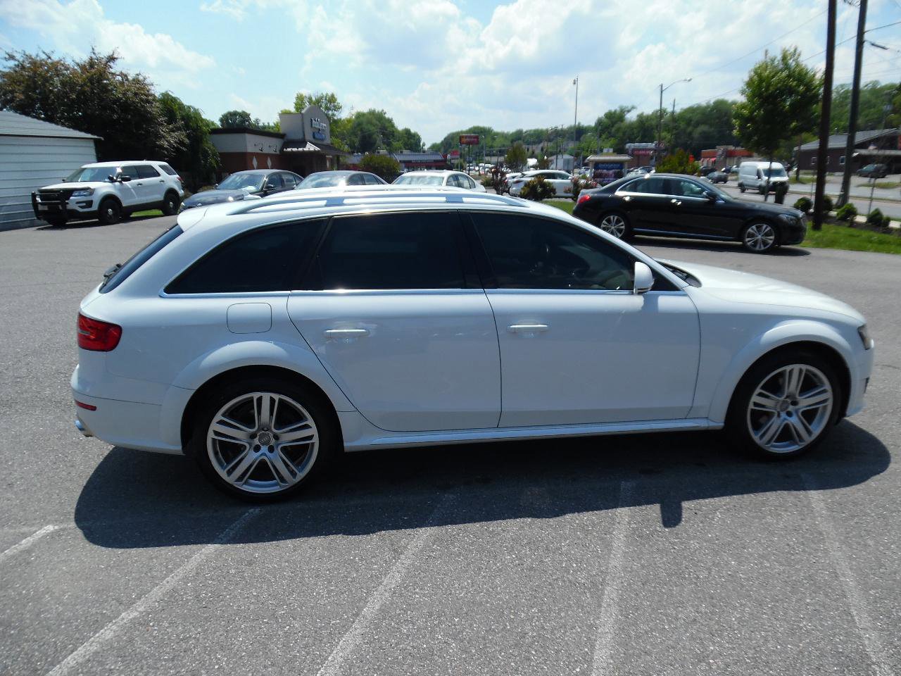Used 2013 Audi A4 Premium Plus w/ Premium Plus Pkg AWD/4WD image 7