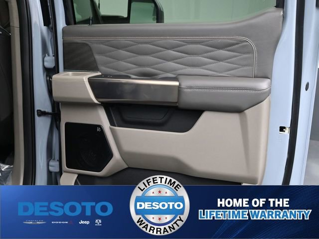New 2026 Ford F250 Platinum w/ Platinum Plus Package image 13