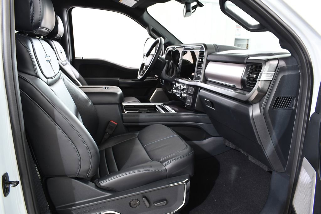New 2026 Ford F250 Platinum AWD/4WD image 10