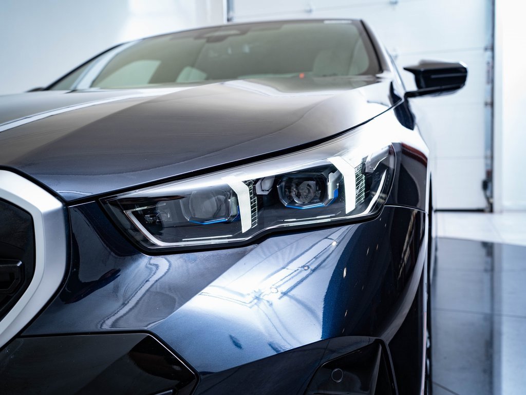 Used 2024 BMW i5 M60 w/ Premium Package image 16