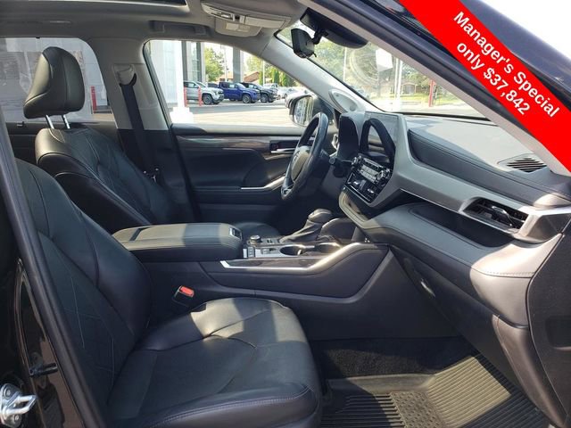 Used 2022 Toyota Highlander Platinum image 24