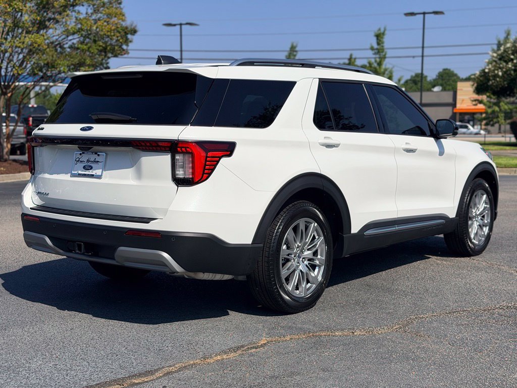 New 2026 Ford Explorer Platinum RWD image 4