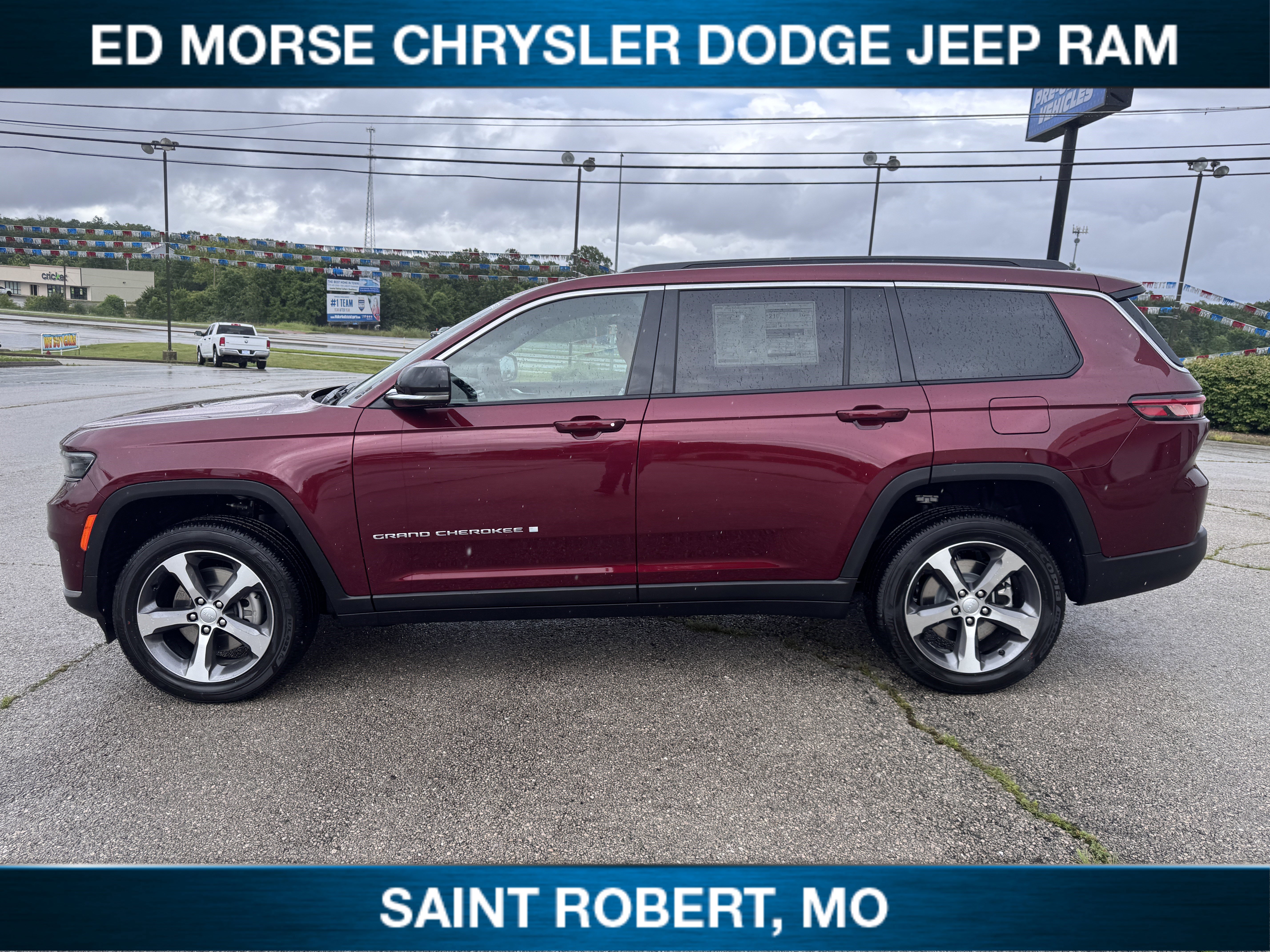 New 2025 Jeep Grand Cherokee L Limited w/ Luxury Tech Group II image 8