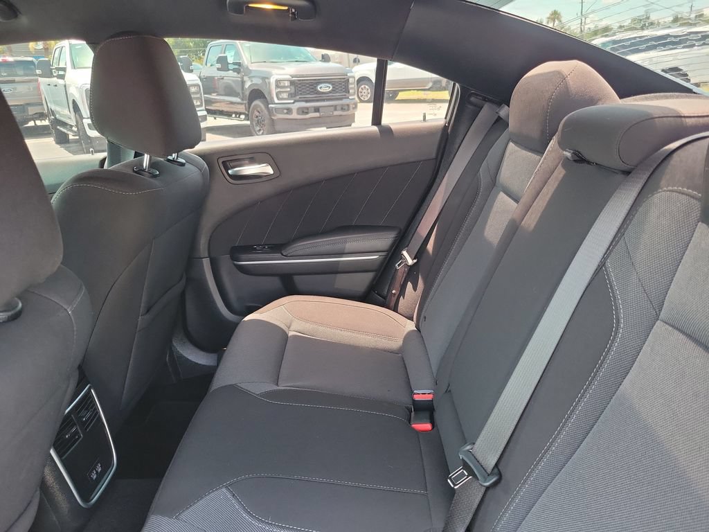 Used 2020 Dodge Charger SXT RWD image 13