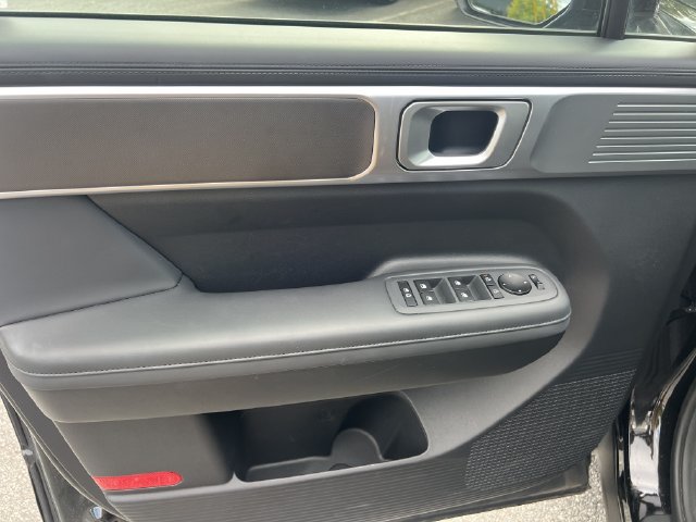 Used 2026 Hyundai Santa Fe SEL FWD image 13