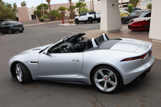Used 2019 Jaguar F-TYPE R-Dynamic RWD image 16