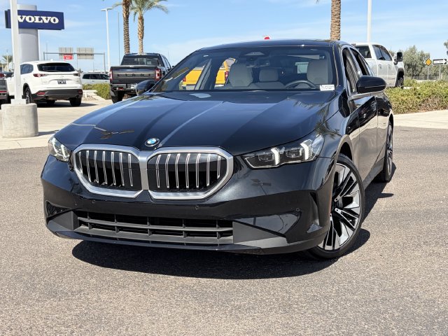 Certified 2025 BMW 530i RWD image 4