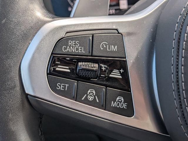 Used 2022 BMW X6 xDrive40i w/ M Sport Package AWD/4WD image 26