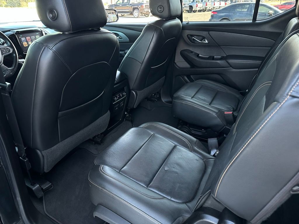 Used 2019 Chevrolet Traverse Premier w/ Driver Confidence II Package image 16