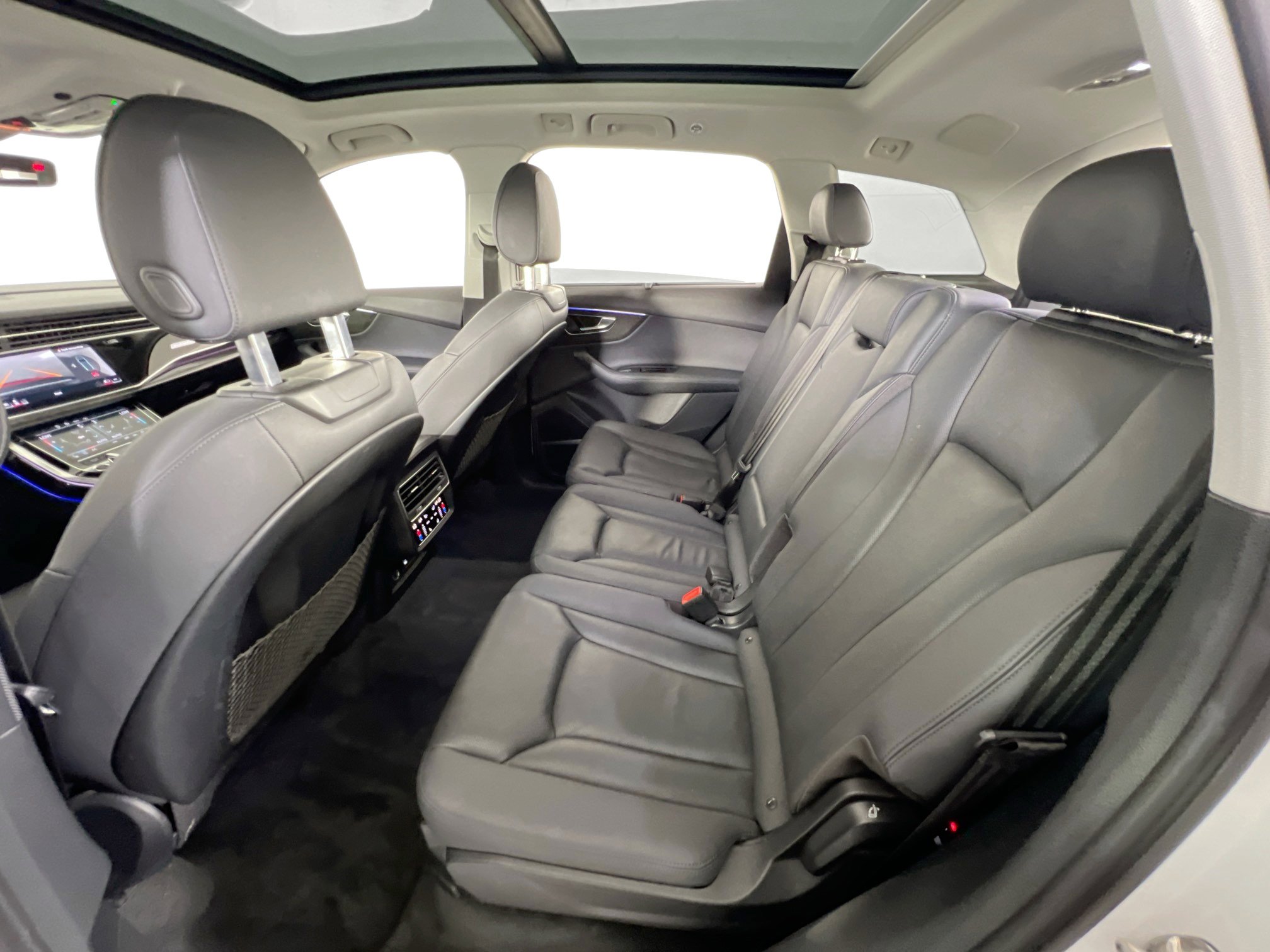 Used 2022 Audi Q7 Premium Plus w/ Premium Plus Package image 25