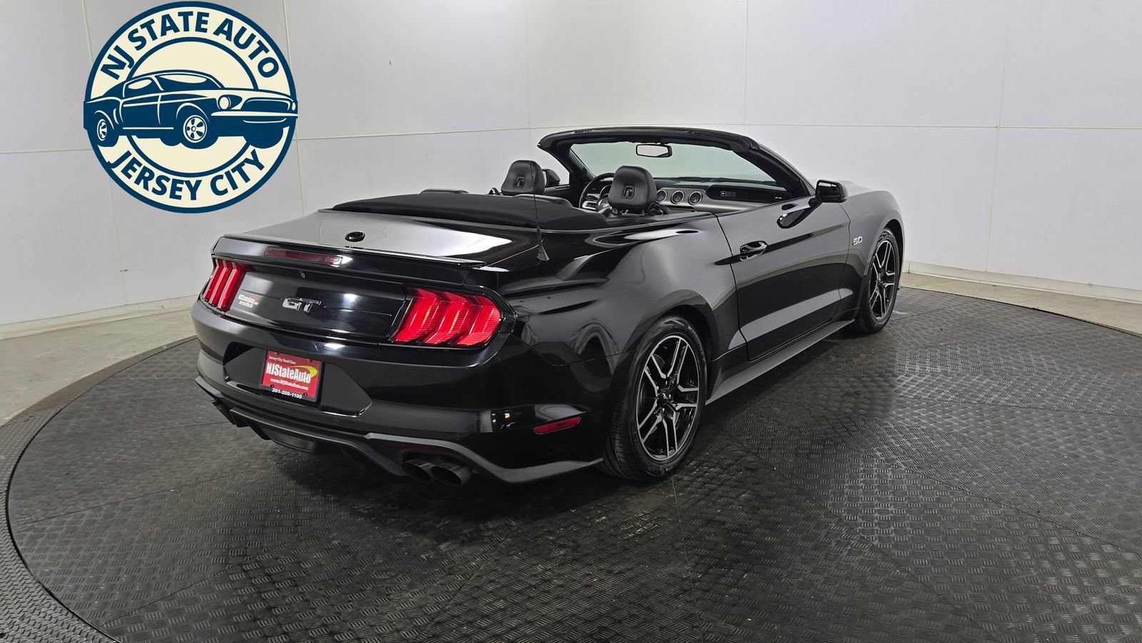Used 2020 Ford Mustang GT Premium RWD image 13