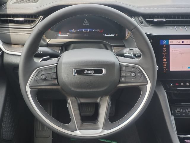 New 2026 Jeep Grand Cherokee Limited AWD/4WD image 13