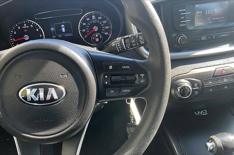 Used 2016 Kia Sorento AWD image 12