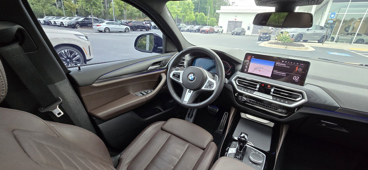 Certified 2022 BMW X4 xDrive30i w/ M Sport Package 2 AWD/4WD image 14