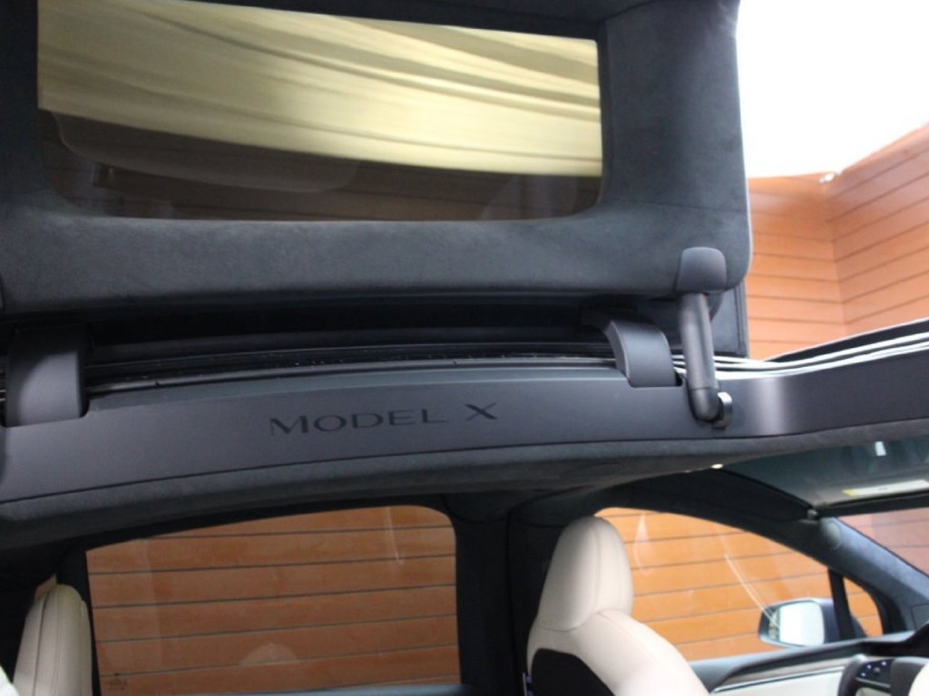 Used 2022 Tesla Model X AWD/4WD image 11