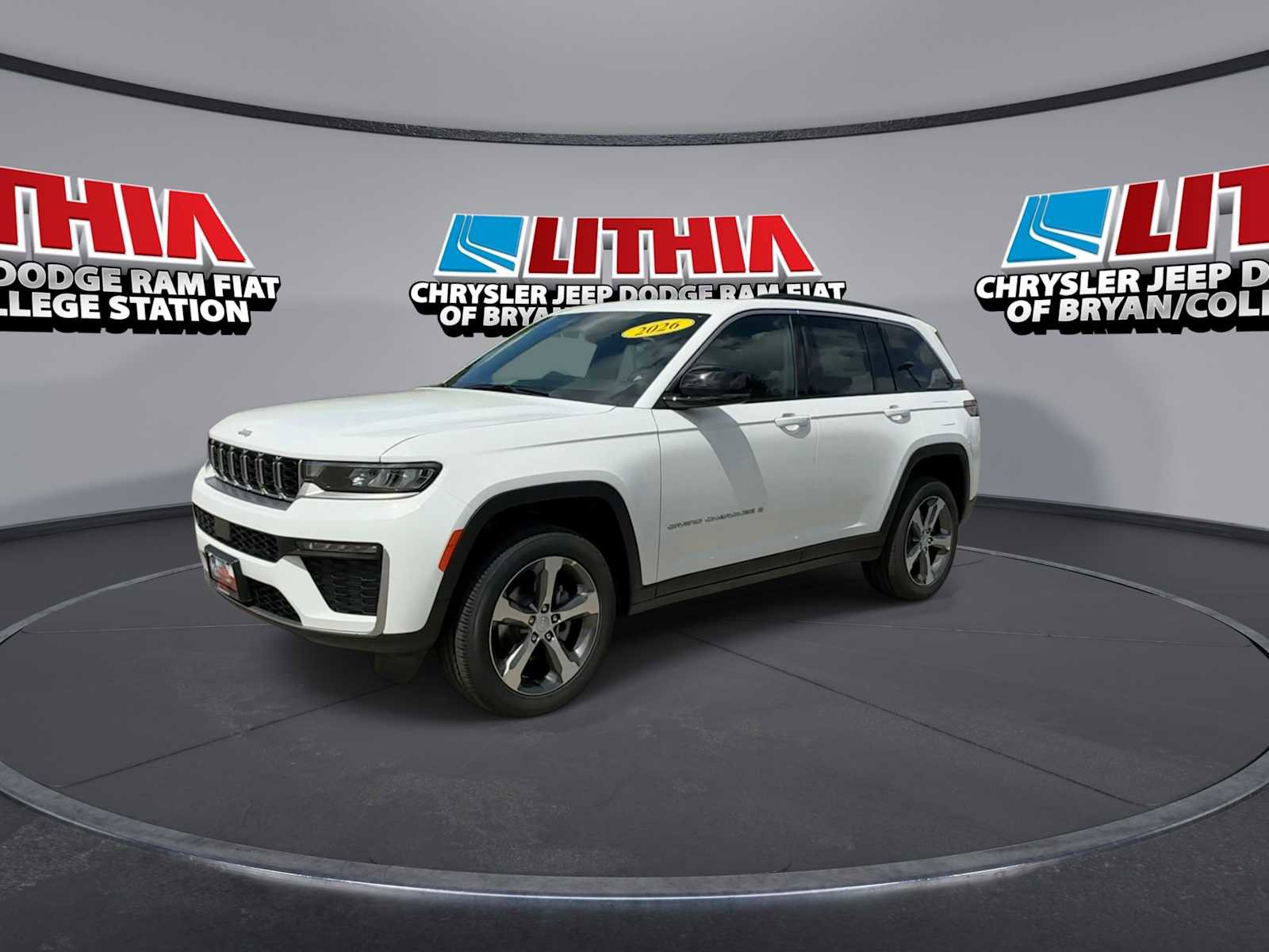 New 2026 Jeep Grand Cherokee Limited RWD image 4