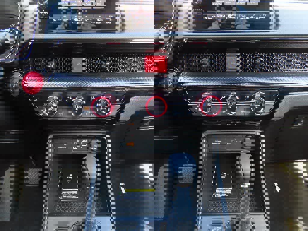 Used 2025 Honda CR-V EX-L image 4