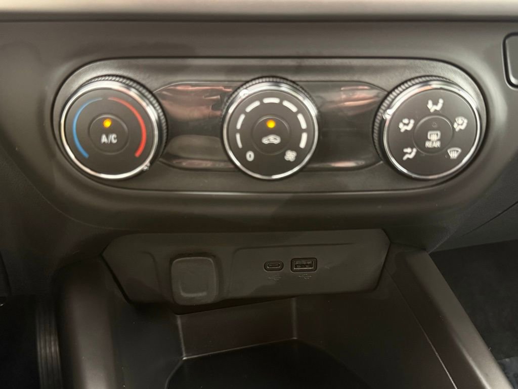 Used 2024 Chevrolet Trax LS image 26