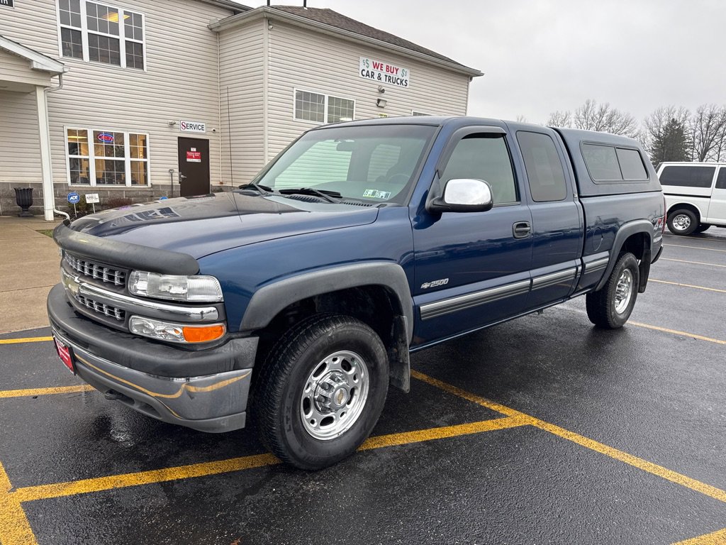 Used 2002 Chevrolet Silverado 2500 LS w/ Snow Plow Prep Pkg image 2