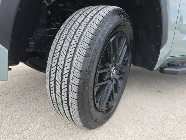 New 2026 Toyota Tundra Limited image 31