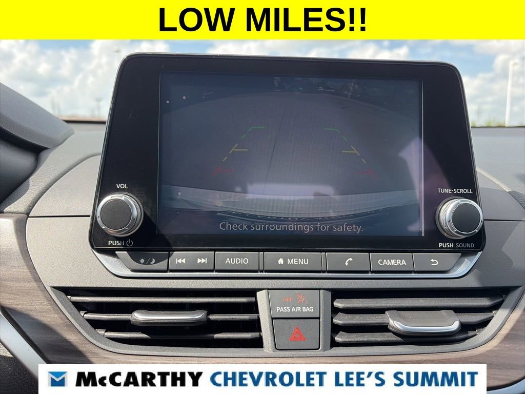 Used 2025 Nissan Altima 2.5 SV image 11