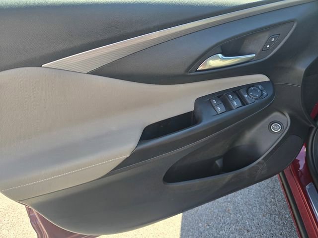 Used 2025 Buick Envista Avenir image 29