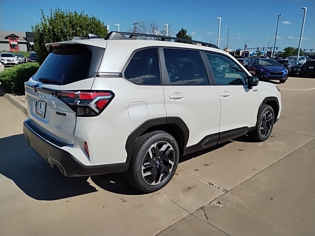 New 2025 Subaru Forester Limited w/ Popular Package image 9