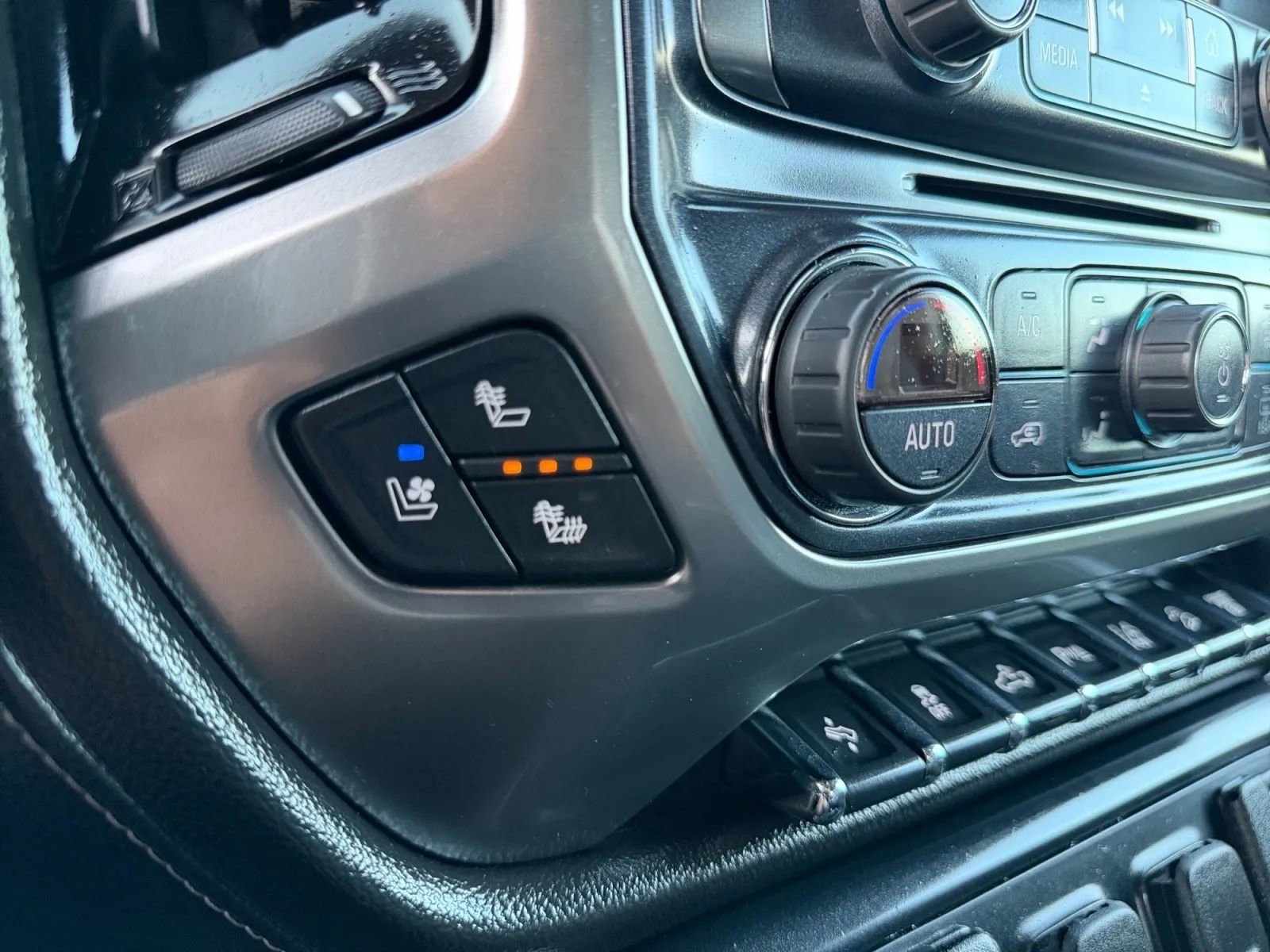 Used 2019 Chevrolet Silverado 3500 LTZ w/ Duramax Plus Package AWD/4WD image 19