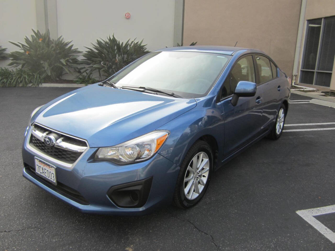 Used 2014 Subaru Impreza 2.0i Premium w/ All-Weather Package w/CVT image 6