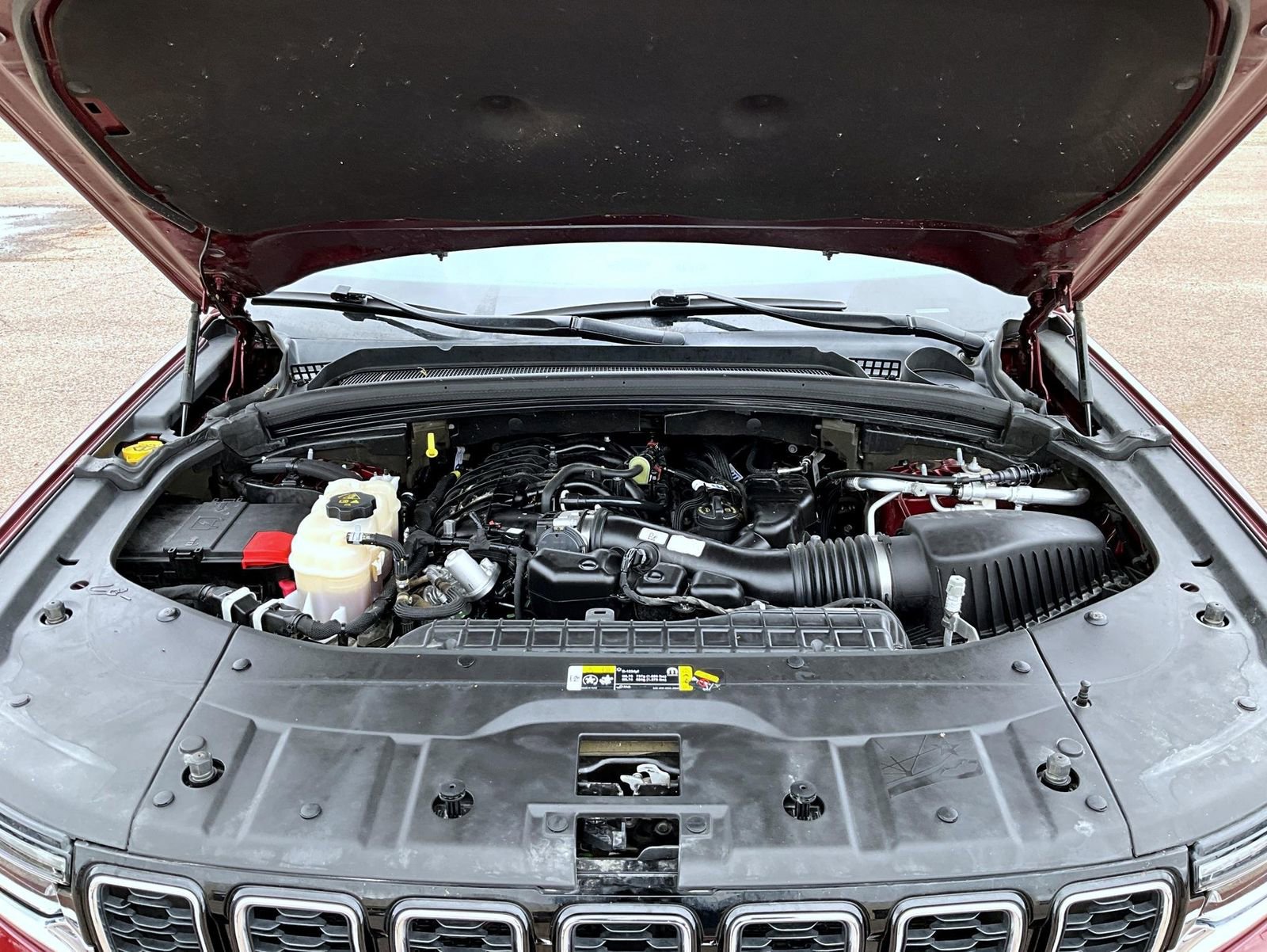 Used 2022 Jeep Grand Cherokee Limited w/ MOPAR Finishing Package image 24