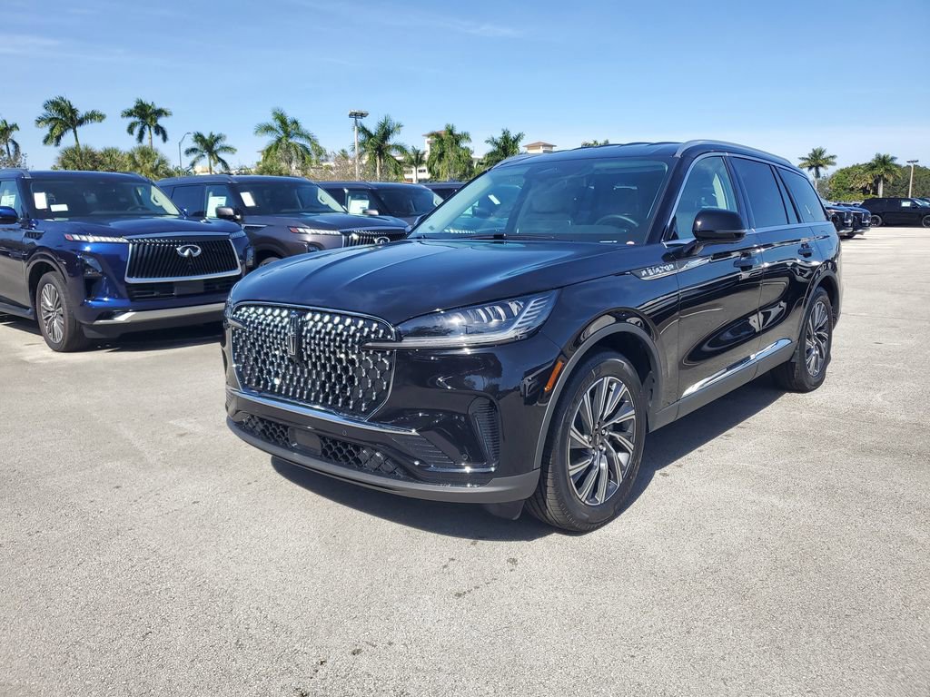 New 2026 Lincoln Aviator 2WD image 2