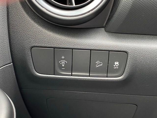 Used 2022 Hyundai Kona N Line FWD image 30