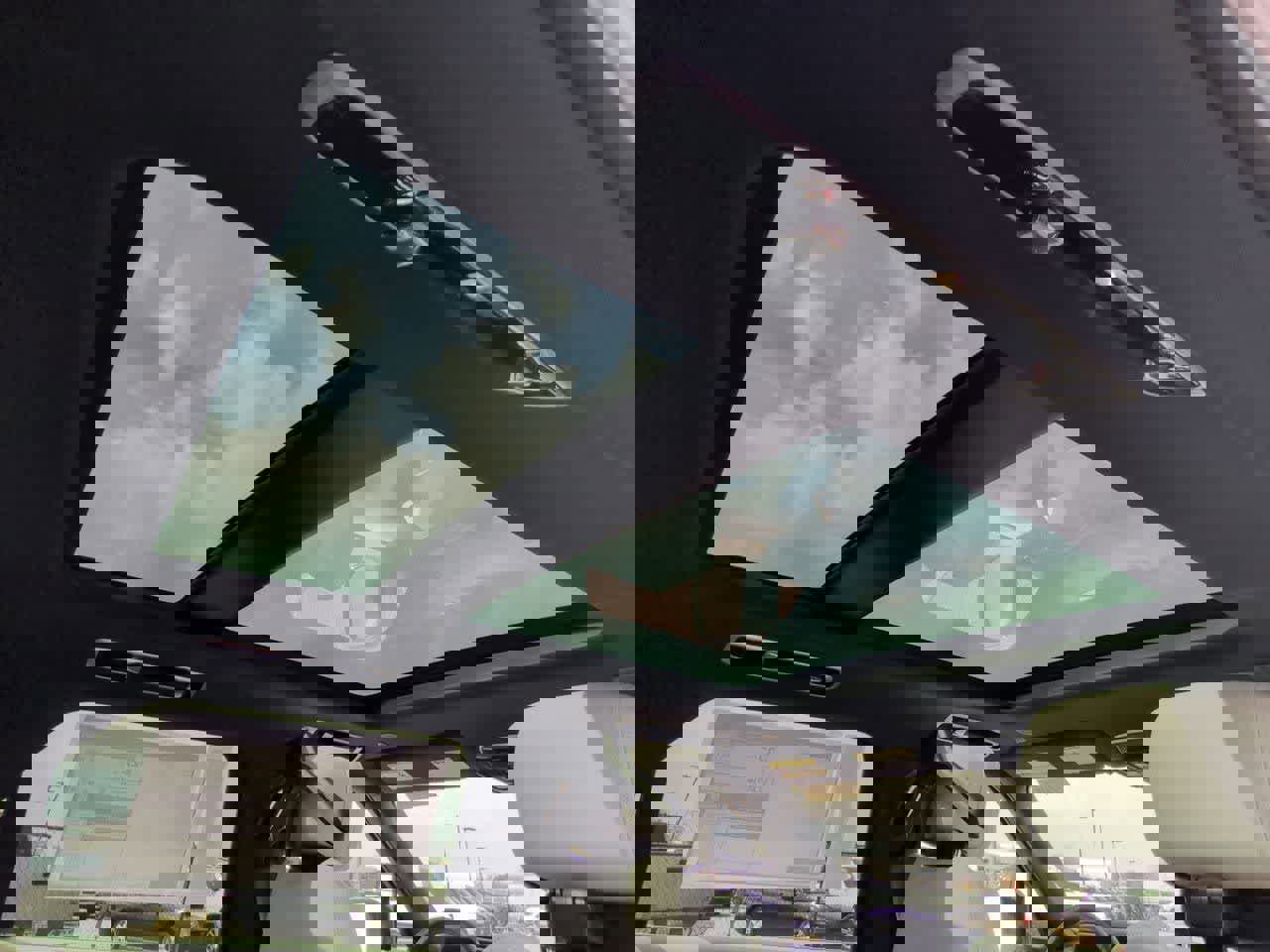 New 2026 Land Rover Range Rover Sport SE AWD/4WD image 22