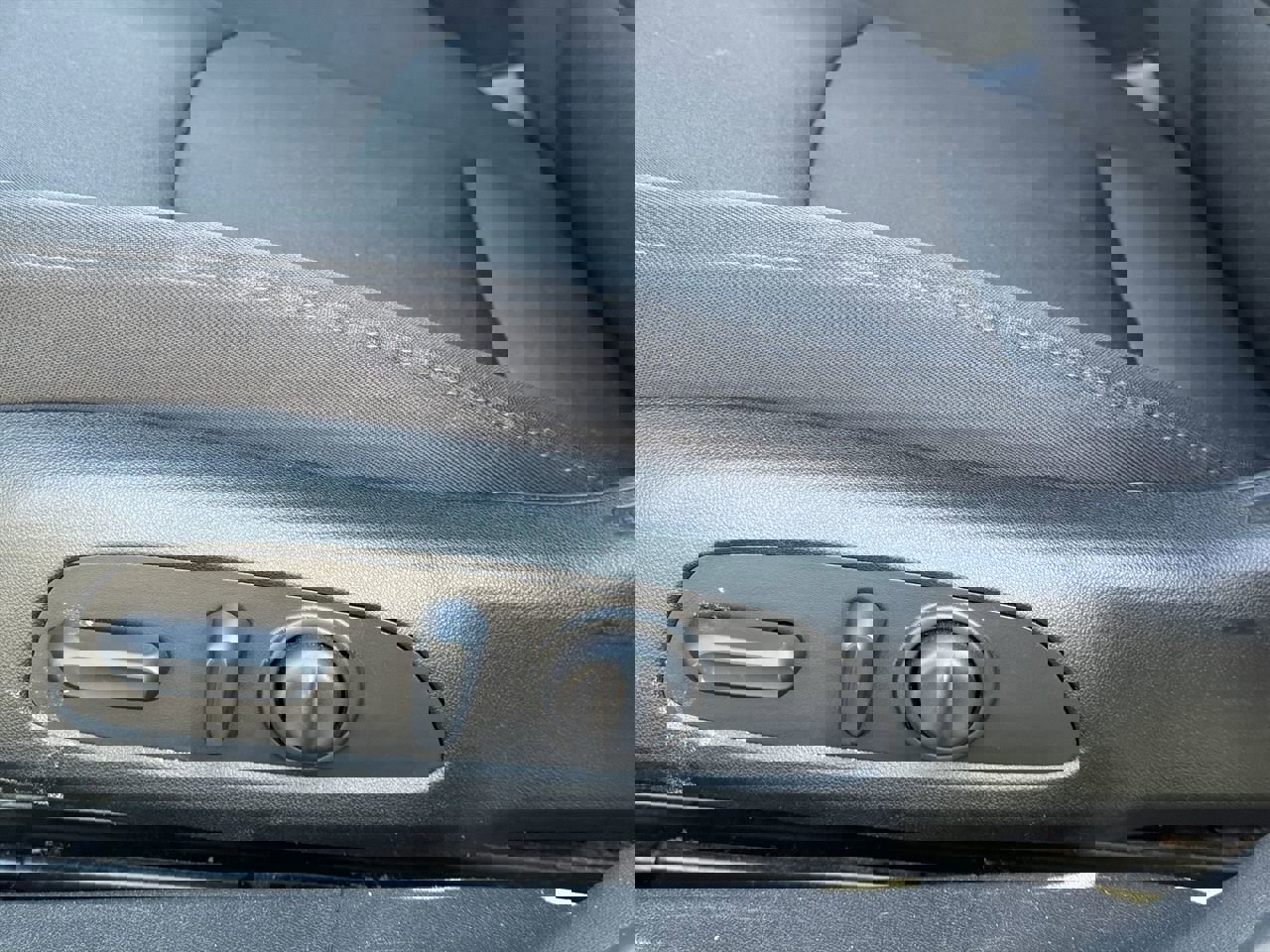 Used 2024 Chevrolet Malibu LT image 12