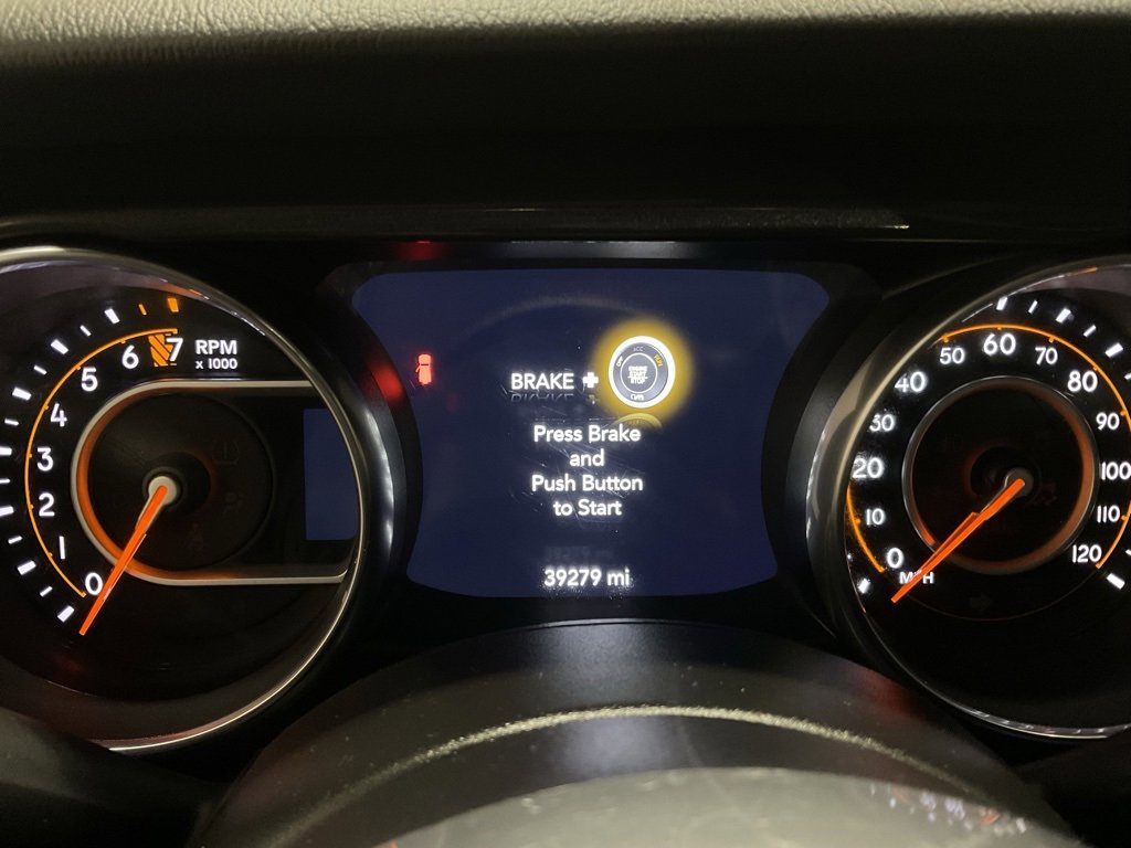 Used 2022 Jeep Wrangler Unlimited Sahara image 15