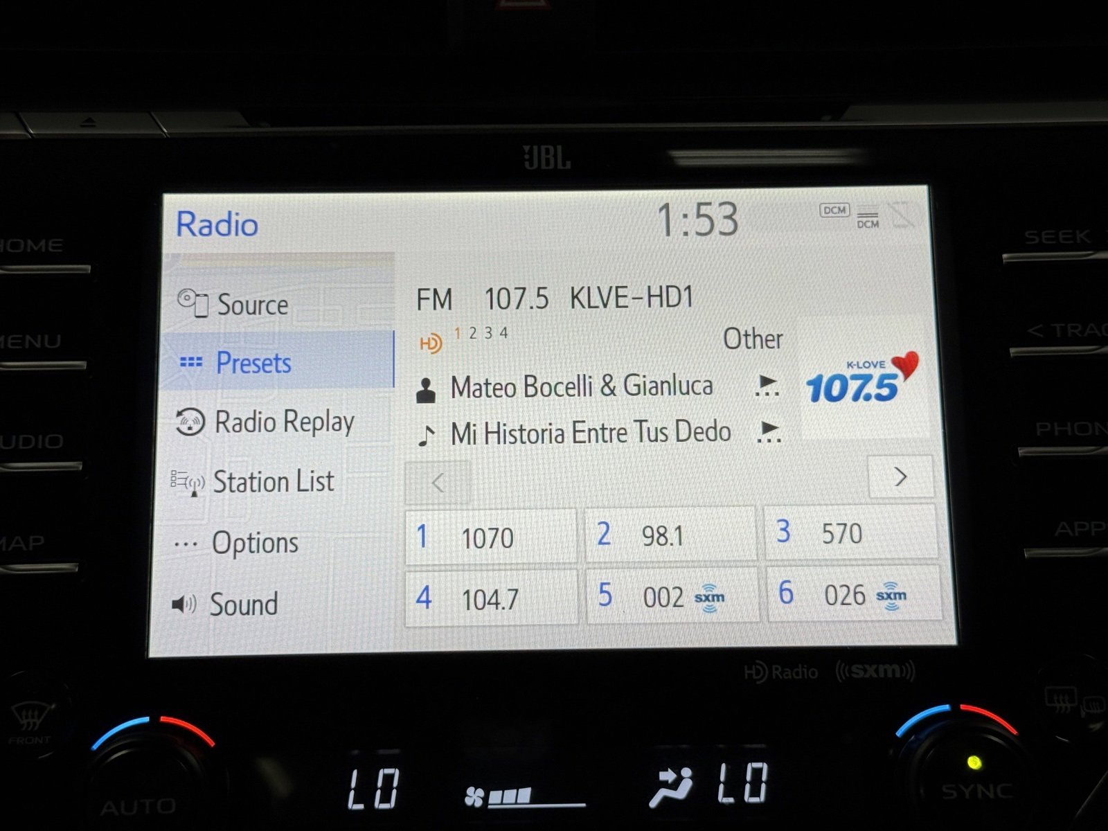 Used 2020 Toyota Camry XLE image 34