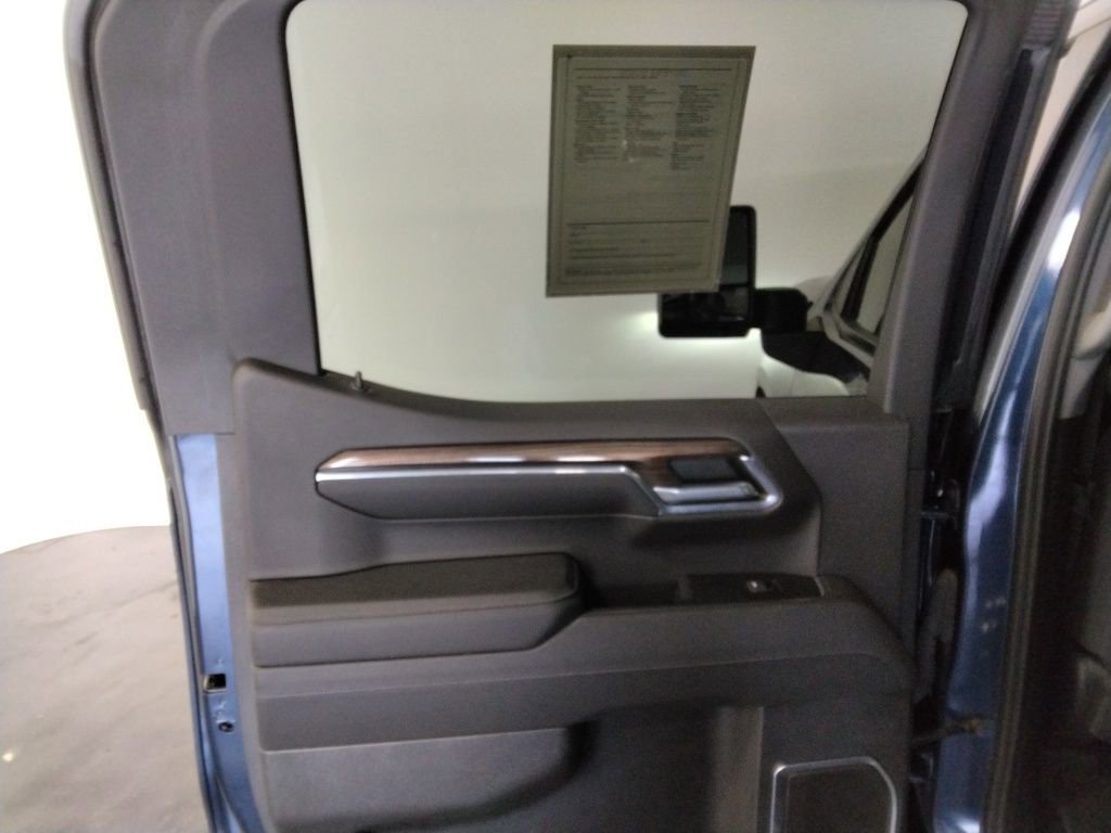 Used 2023 Chevrolet Silverado 1500 RST w/ Z71 Off-Road Package image 29