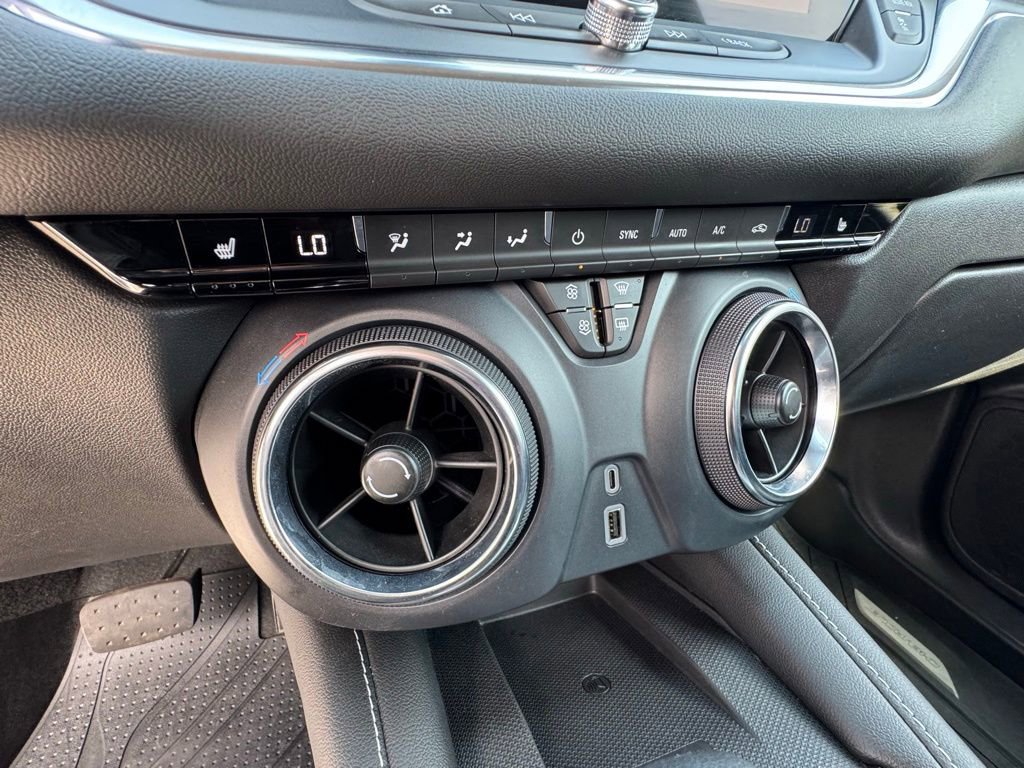 Used 2023 Chevrolet Blazer LT w/ Convenience Package image 29