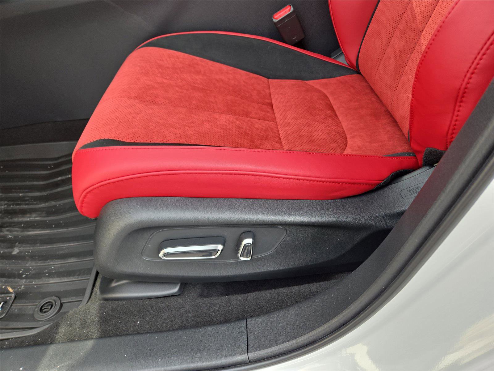 New 2025 Acura ADX A-Spec image 21