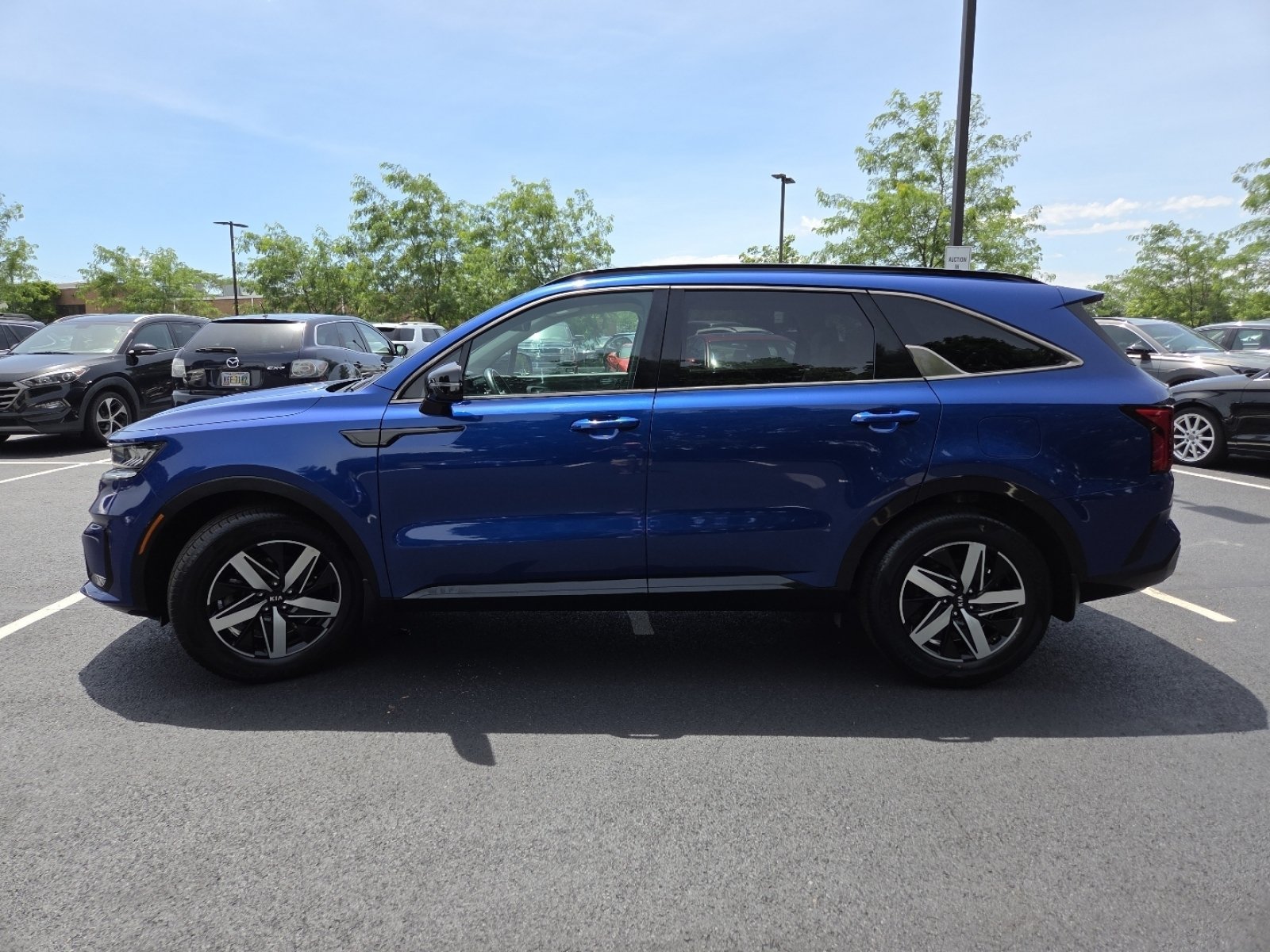 Used 2021 Kia Sorento S FWD image 19