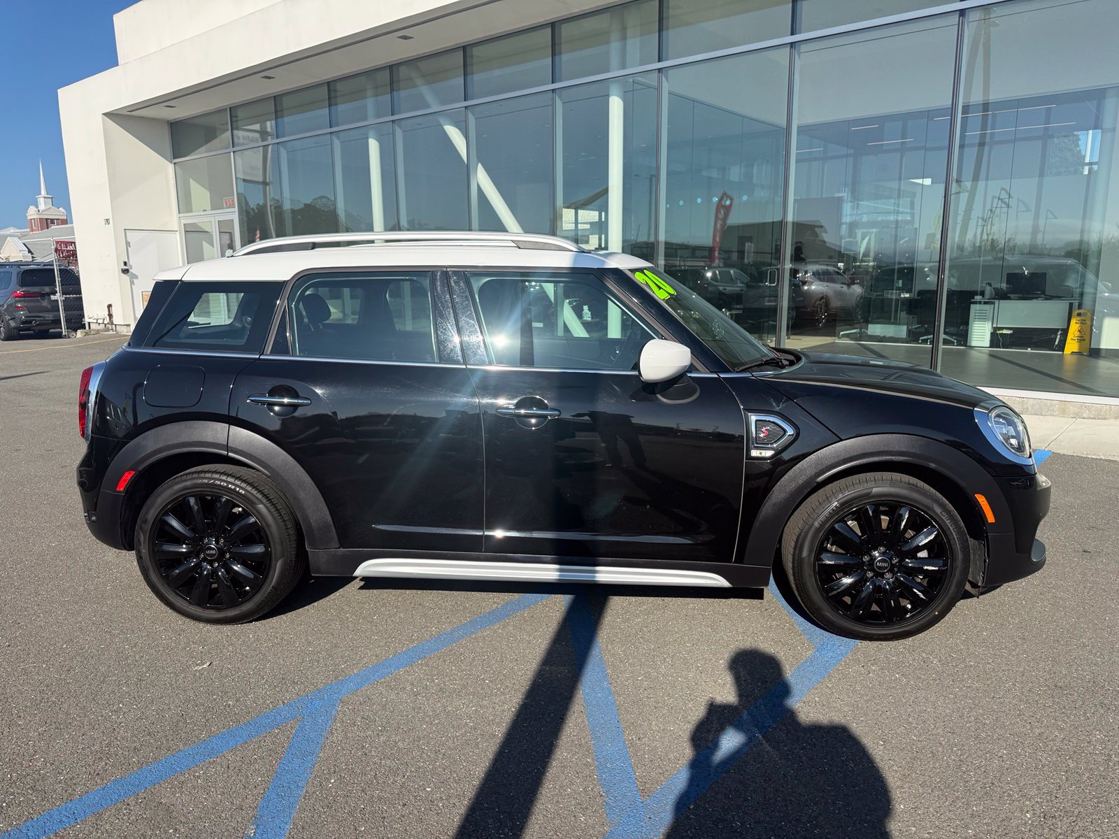 Used 2020 MINI Cooper Countryman S FWD image 8