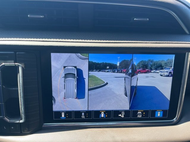 Used 2021 GMC Yukon XL Denali w/ Denali Premium Package image 27