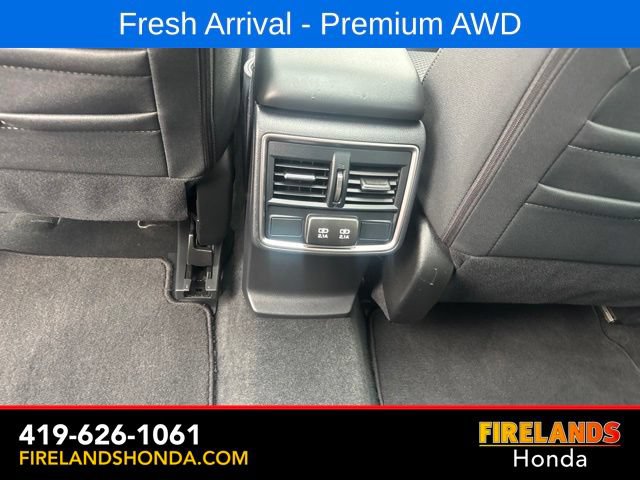 Used 2024 Subaru Forester Premium AWD/4WD image 32