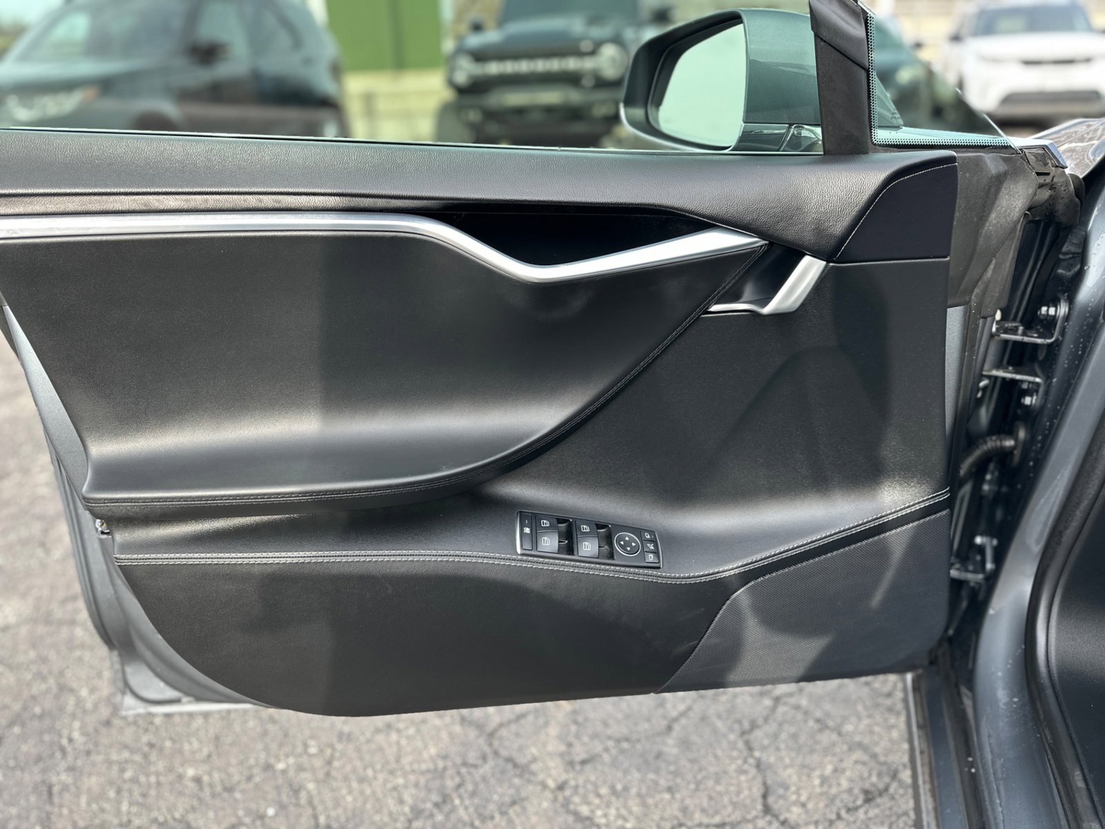 Used 2014 Tesla Model S 85 image 16