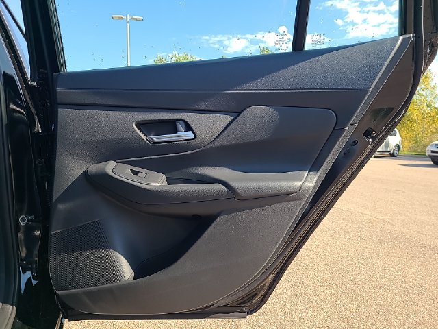 New 2027 Nissan Sentra SV w/ SV Convenience Package FWD image 26