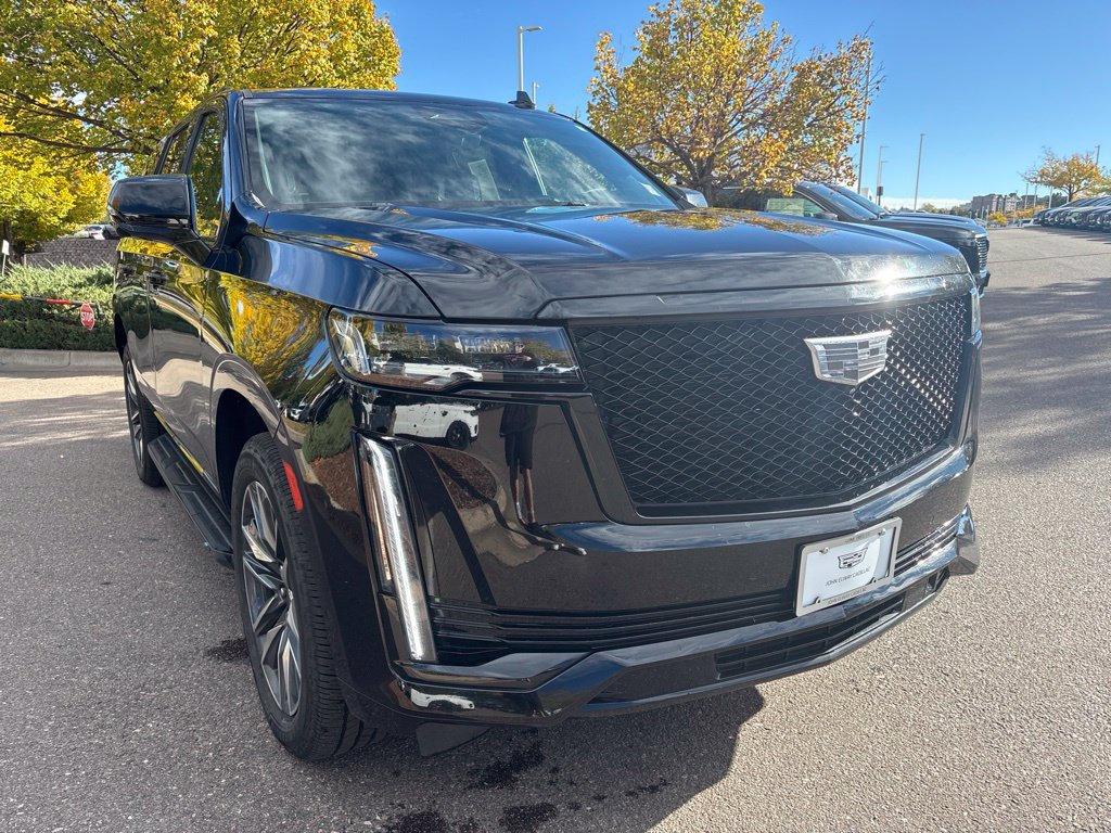 Used 2021 Cadillac Escalade Sport Platinum AWD/4WD image 7
